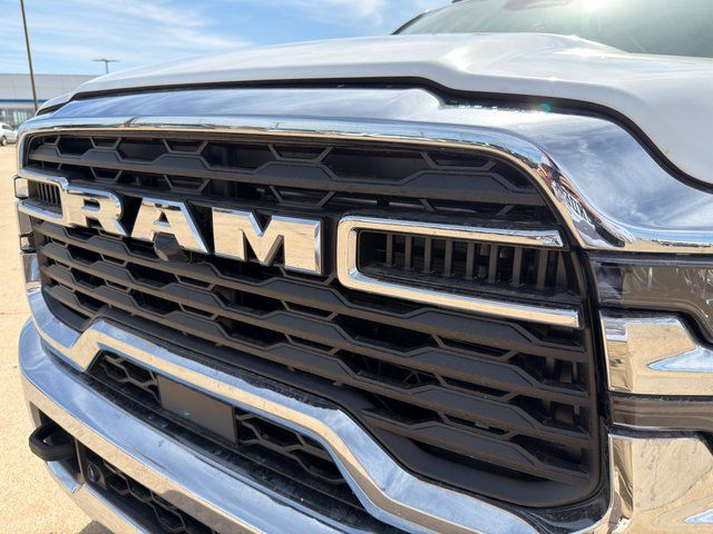 2026 RAM 2500 Tradesman - Photo 6