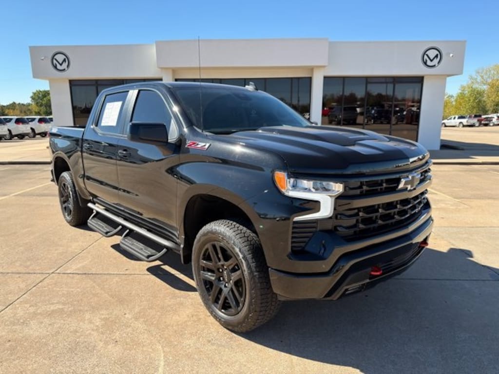 Used 2025 Chevrolet Silverado 1500 LT Trail Boss Truck Crew Cab