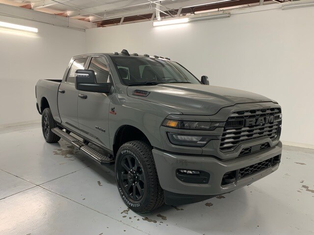 2026 Ram 2500 Big Horn photo 3
