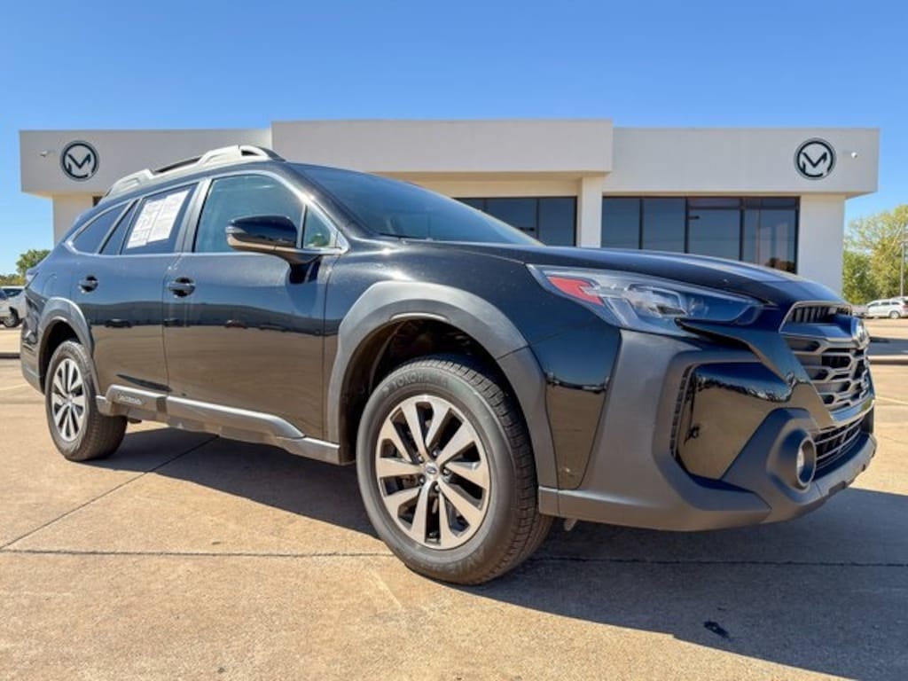 Used 2024 Subaru Outback Premium SUV