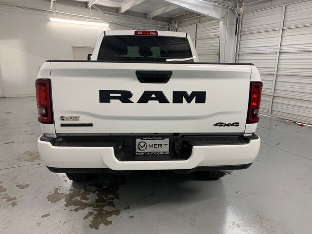 2026 Ram 2500 Big Horn photo 4
