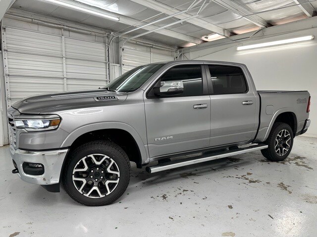 2025 Ram 1500 Laramie photo 2