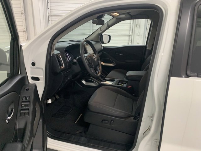 2024 Nissan Frontier SV photo 4