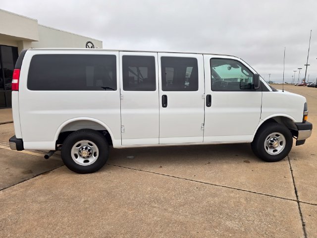 2026 Chevrolet Express Passenger LT - Photo 14