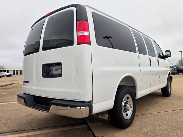 2026 Chevrolet Express Passenger LT - Photo 13