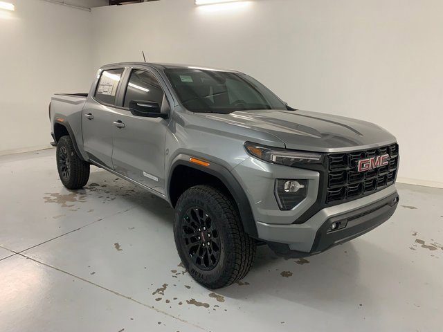 2026 Toyota RAV4 LE photo 3