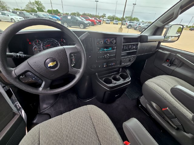 2026 Chevrolet Express Passenger LT - Photo 21