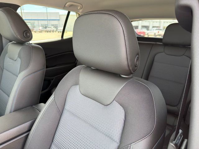 2026 Chevrolet Trax LT - Photo 21