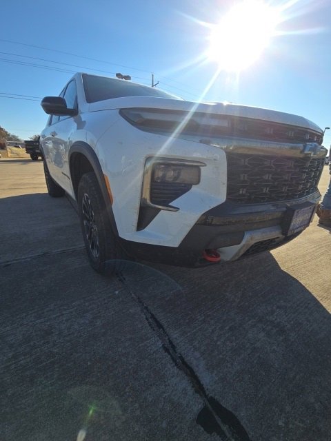 2024 Chevrolet Traverse Z71 photo 4