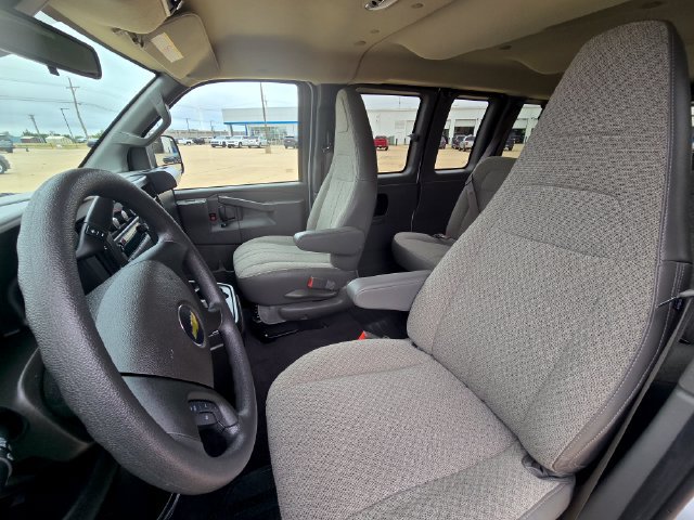 2026 Chevrolet Express Passenger LT - Photo 19