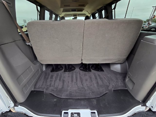 2026 Chevrolet Express Passenger LT - Photo 33