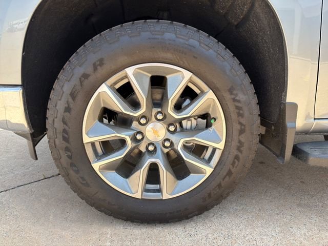 2026 Chevrolet Silverado 1500 LT - Photo 10