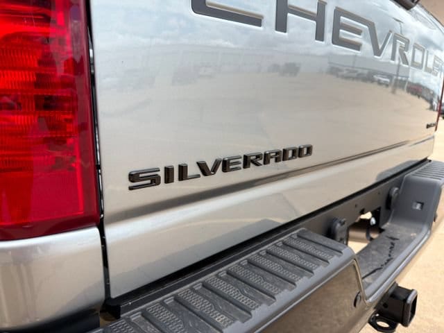2026 Chevrolet Silverado 2500 HD Custom - Photo 17