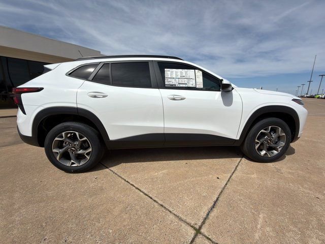 2026 Chevrolet Trax LT - Photo 19