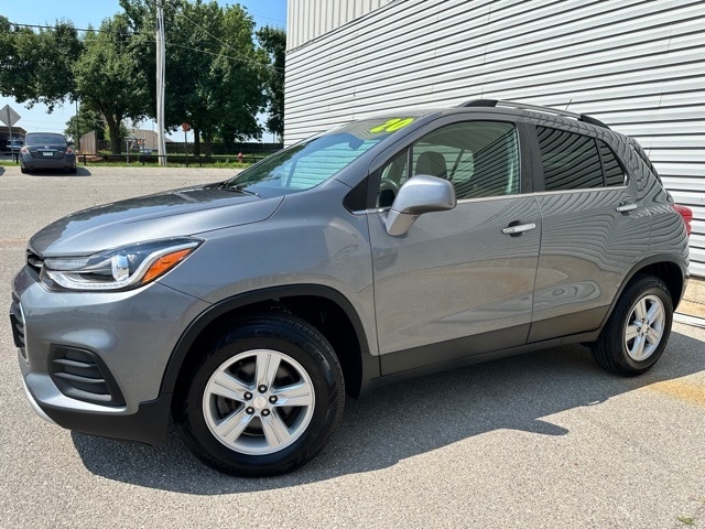 Certified 2020 Chevrolet Trax LT with VIN 3GNCJPSB8LL152771 for sale in Chickasha, OK