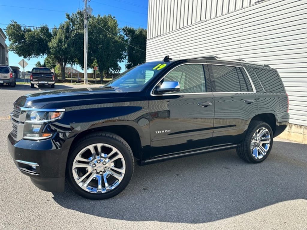 Used 2019 Chevrolet Tahoe For Sale at Merit Chevy GMC of Duncan VIN