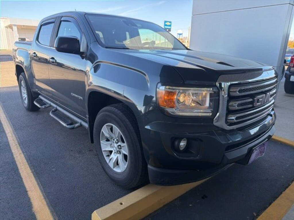 Used 2018 GMC Canyon 4WD SLE Truck