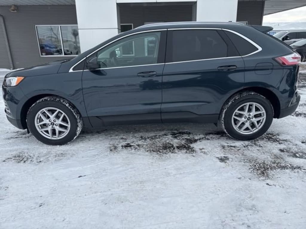 Used 2024 Ford Edge SEL