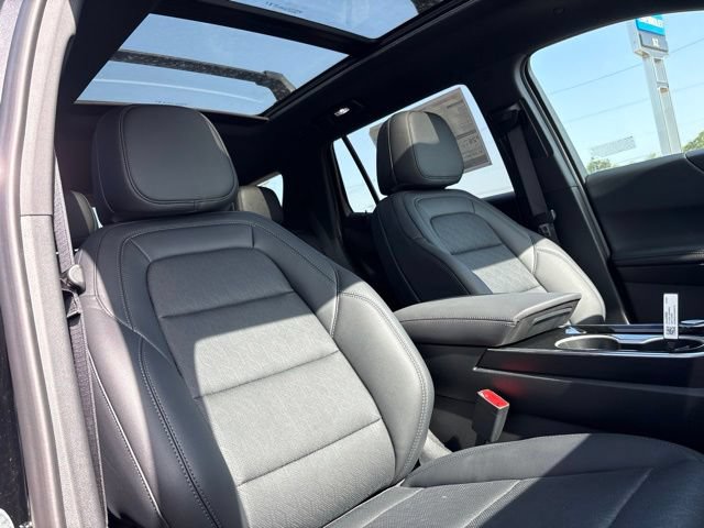 2026 Chevrolet Equinox LT - Photo 30