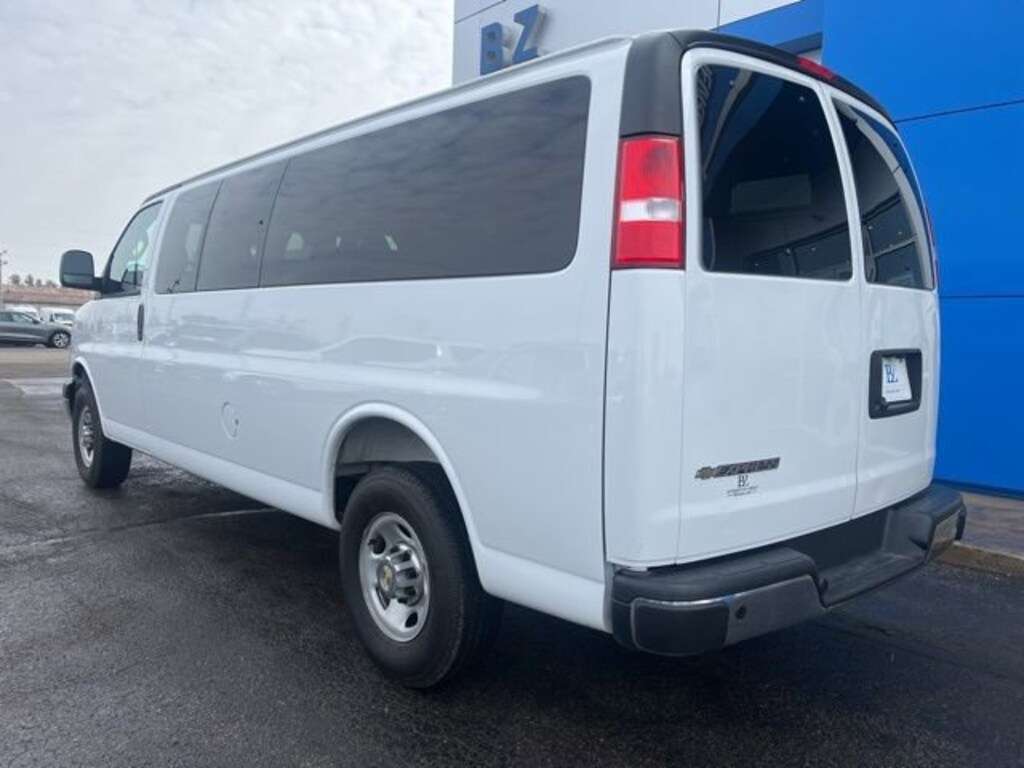 Certified 2025 Chevrolet Express Passenger 3500 1LT Van