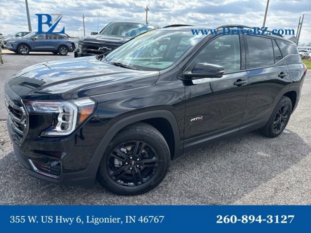 Used 2024 GMC Terrain AT4 SUV