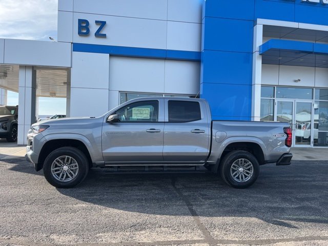 2026 Chevrolet Colorado LT photo 2