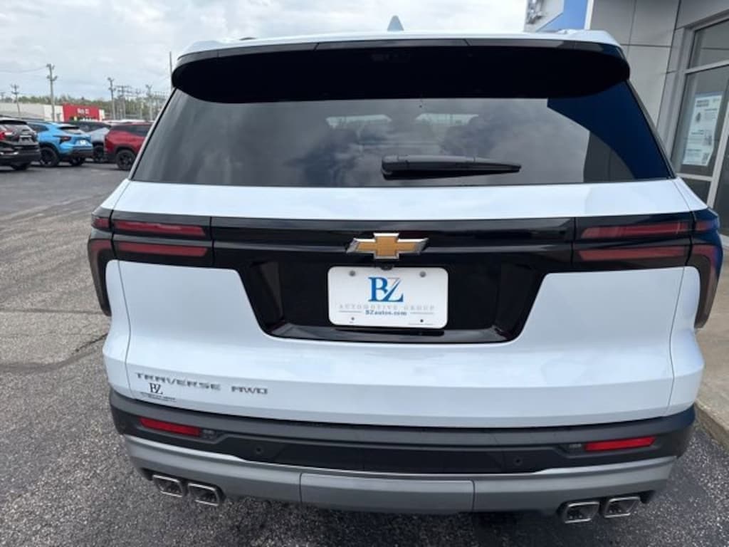 New 2026 Chevrolet Traverse LT SUV