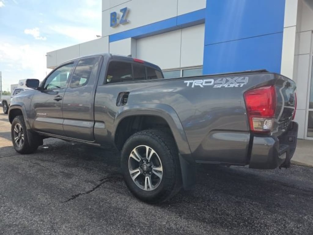 Used 2017 Toyota Tacoma SR5