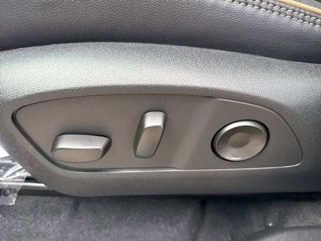 2026 Chevrolet Traverse High Country - Photo 15