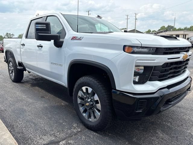 2026 Chevrolet Silverado 2500 HD Custom - Photo 8