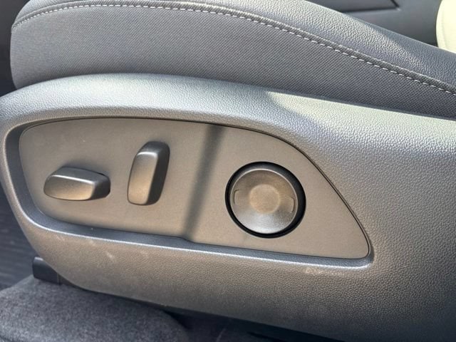 2026 Chevrolet Equinox LT - Photo 9