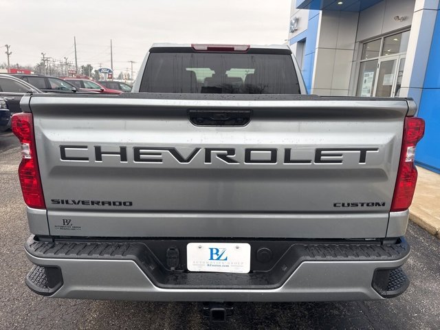 2026 Chevrolet Silverado 1500 Custom photo 4
