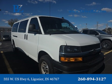 2025 Chevrolet Express Passenger 3500 1LT Van