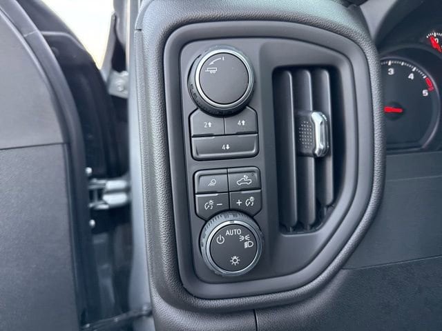 2026 Chevrolet Silverado 2500 HD Custom - Photo 14
