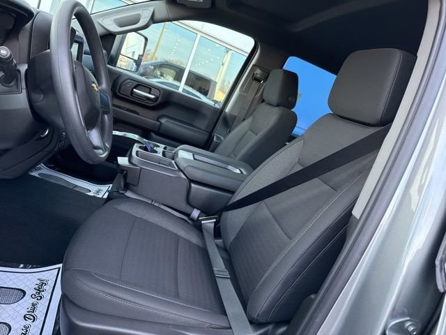 2026 Chevrolet Silverado 2500 HD Custom - Photo 10