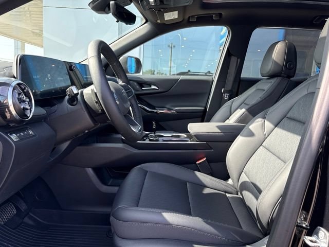 2026 Chevrolet Equinox LT - Photo 8