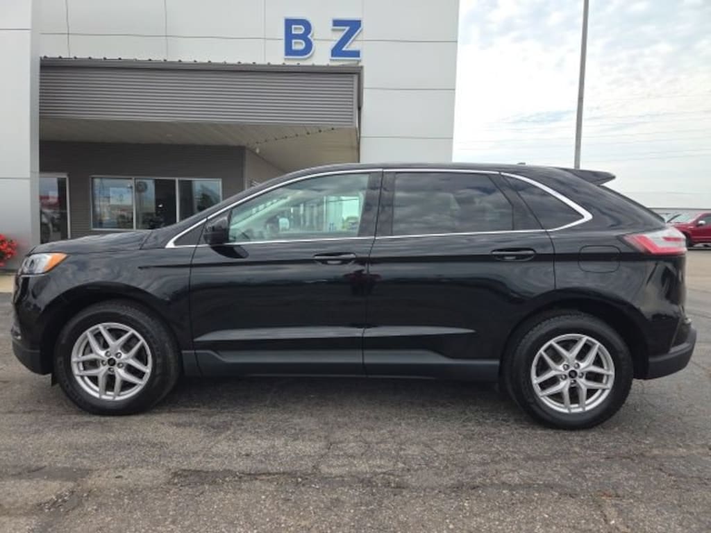 Used 2023 Ford Edge SEL