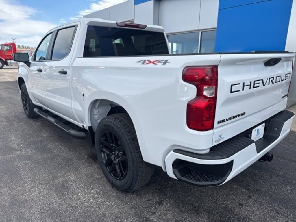 New 2026 Chevrolet Silverado 1500 Custom Truck