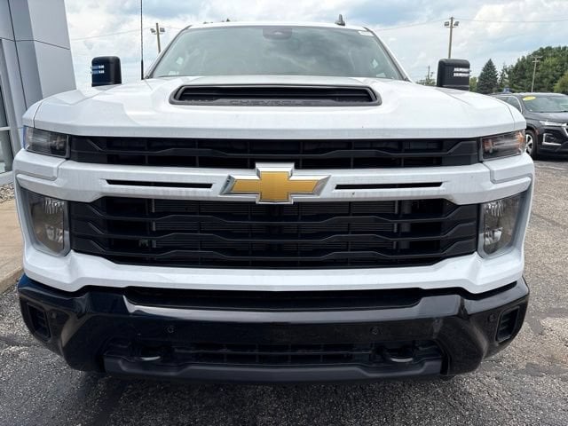 2026 Chevrolet Silverado 2500 HD Custom - Photo 9
