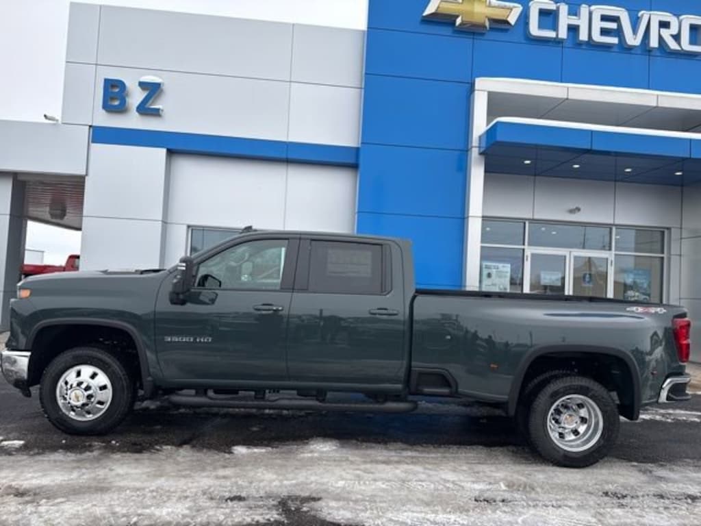 New 2026 Chevrolet Silverado 3500 HD LT DRW Truck