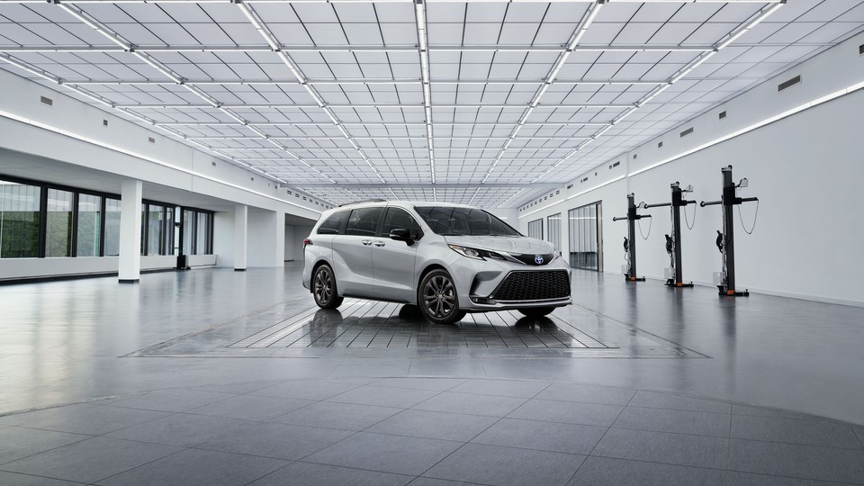 Go to cabetoyota.com (toyota-sienna-long-beach-ca subpage)