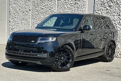 2025 Land Rover Range Rover SE SUV