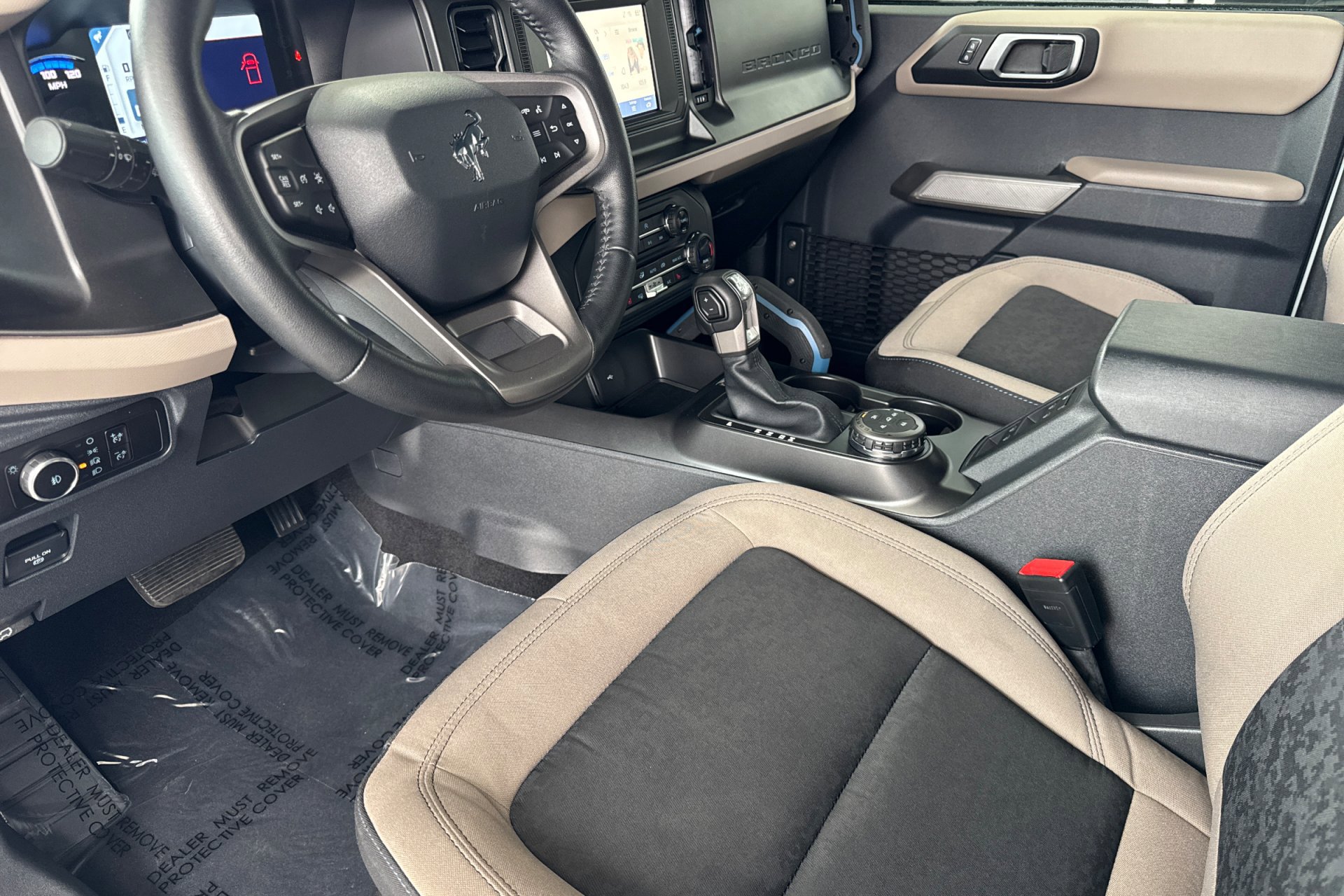 2023 Ford Bronco 4-Door Wildtrak - Photo 13