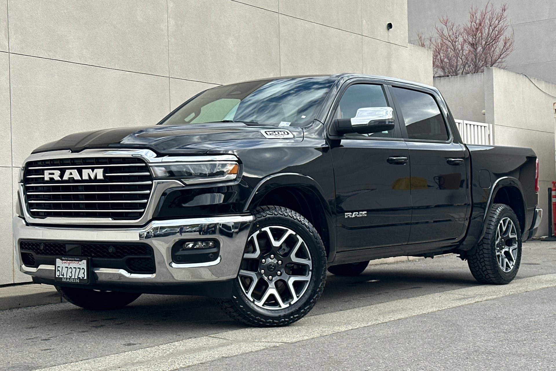 2025 Ram 1500 Laramie photo 1