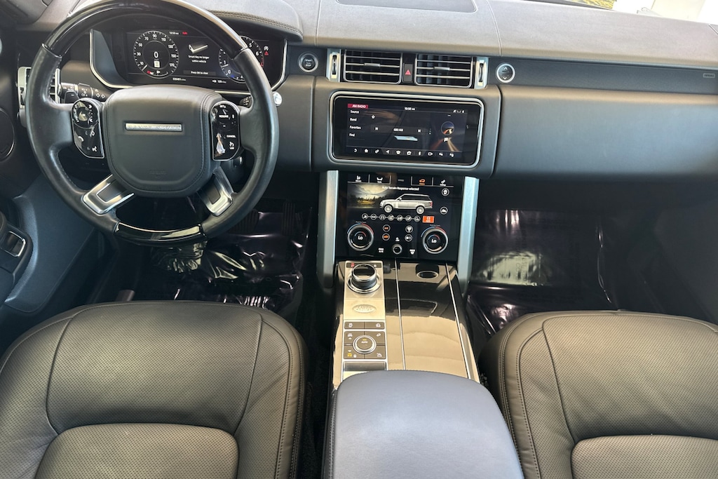 2019 Land Rover Range Rover SuperCharged photo 2