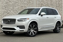 2022 Volvo XC90 Recharge Plug-In Hybrid