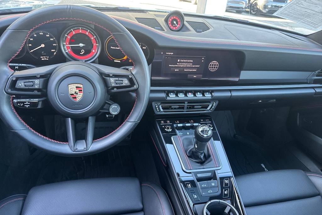 2024 Porsche 911 T 4 photo 3