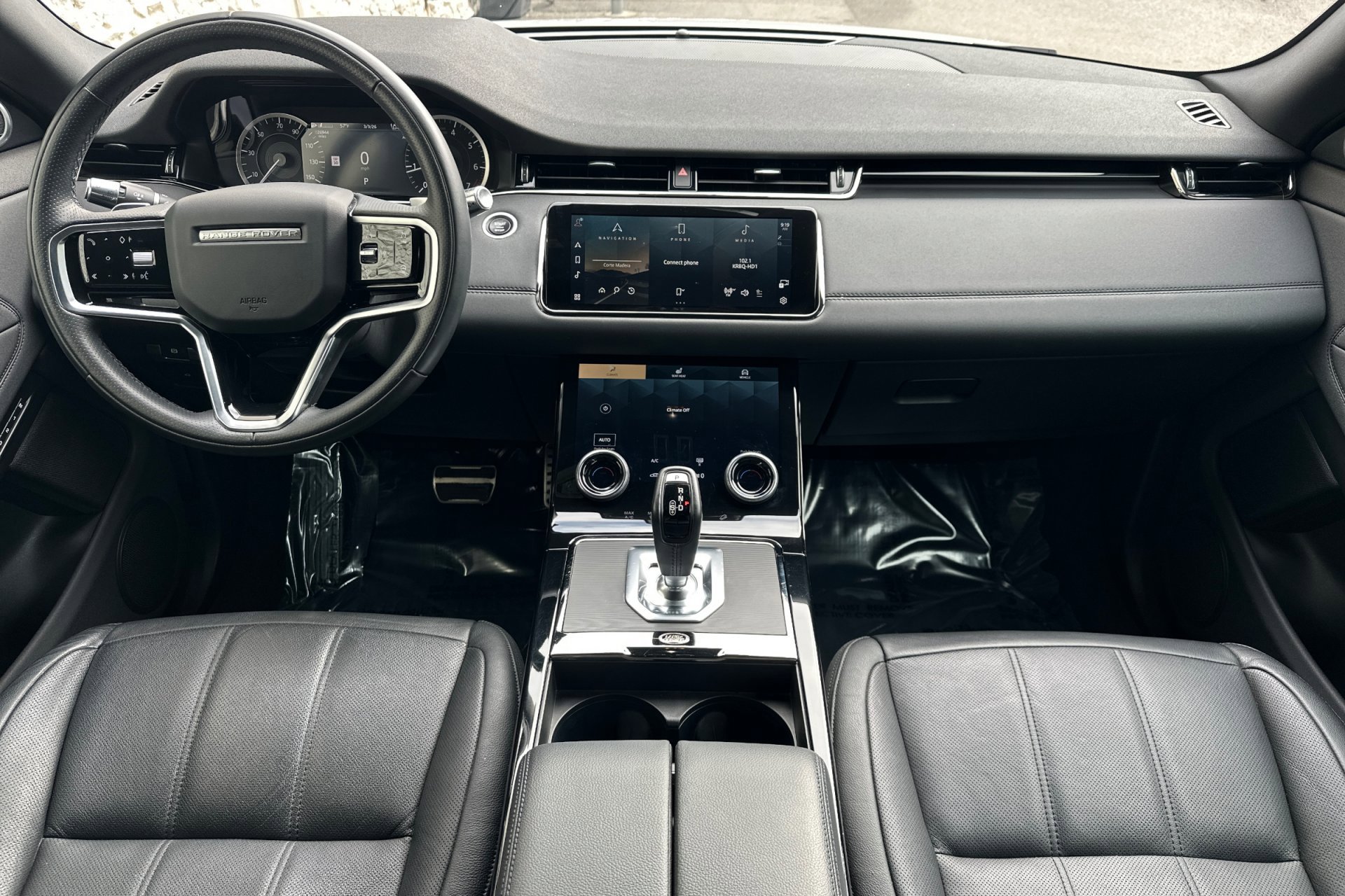 2022 Land Rover Range Rover Evoque R-Dynamic S photo 2