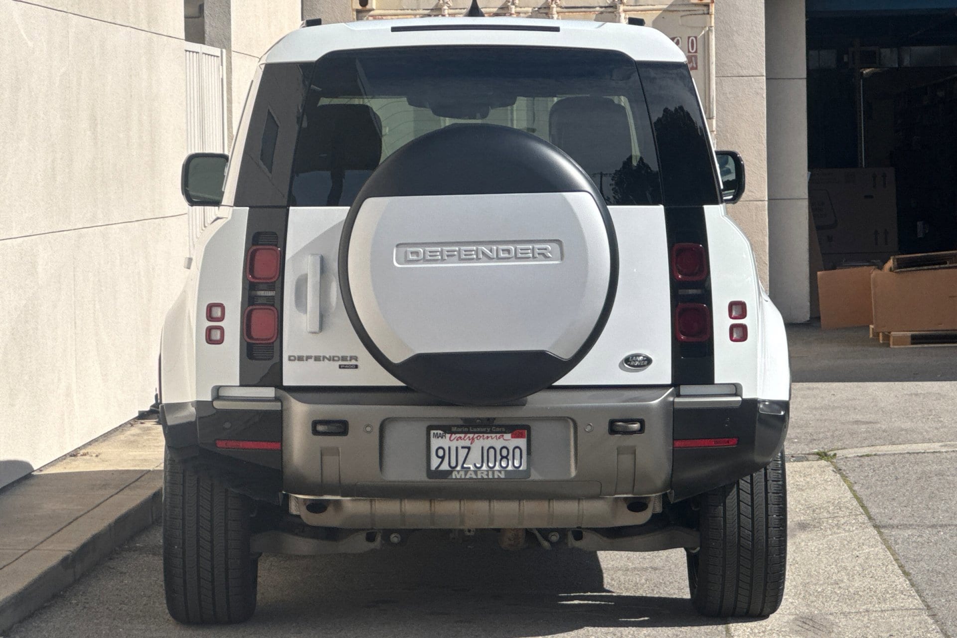 2022 Land Rover Defender X-Dynamic HSE photo 6