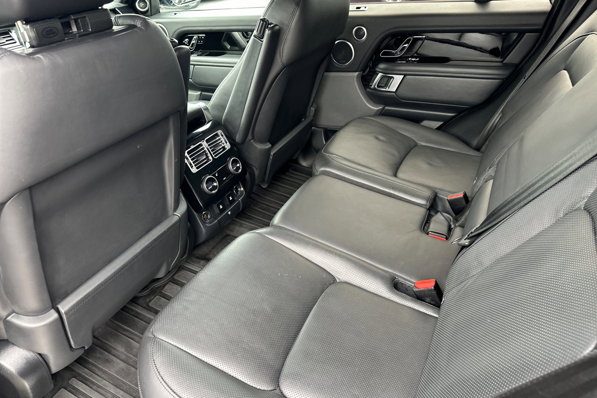 2021 Land Rover Range Rover HSE Westminster Edition photo 4